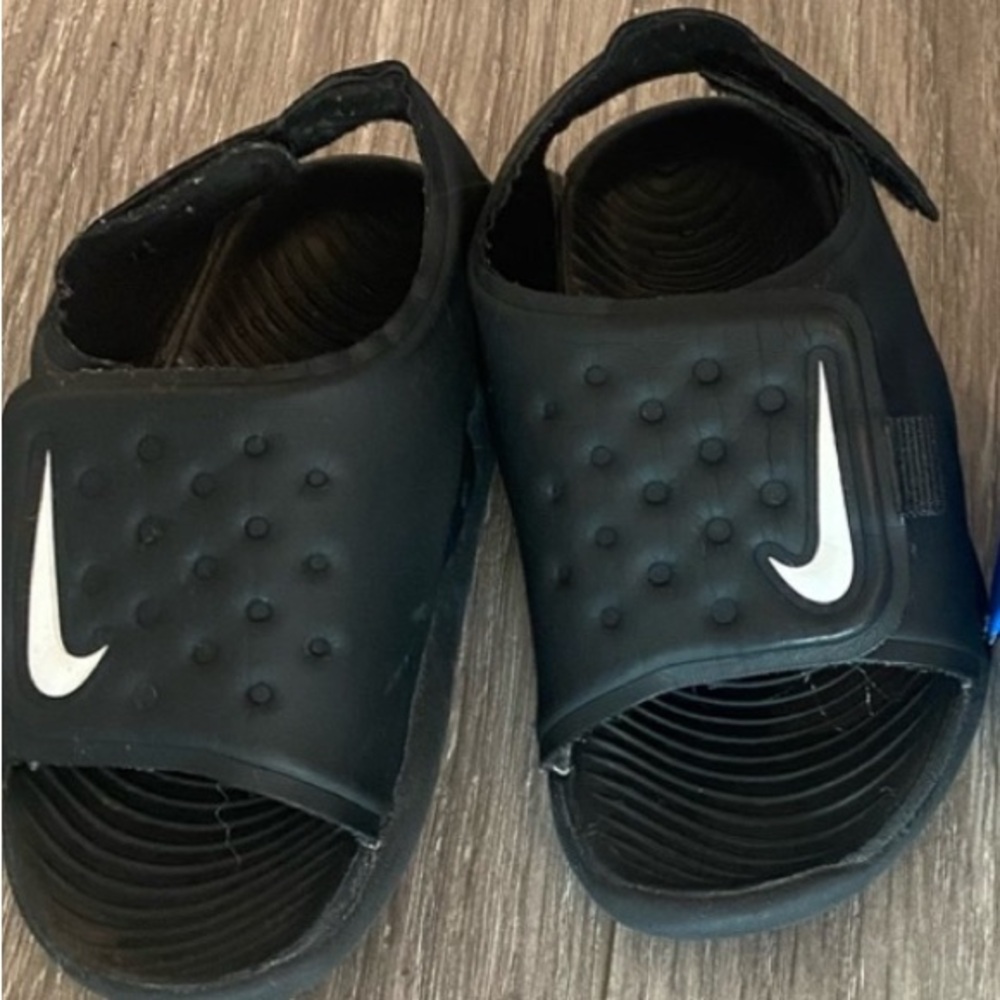 Nike slides black size 6c